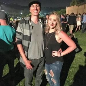 Meet your Posher, Caitlin